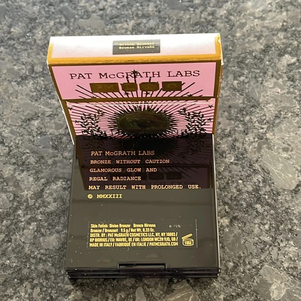Pat McGrath Labs Skin Fetish: Divine Bronzer Bronze Nirvana a warm tanned bronze